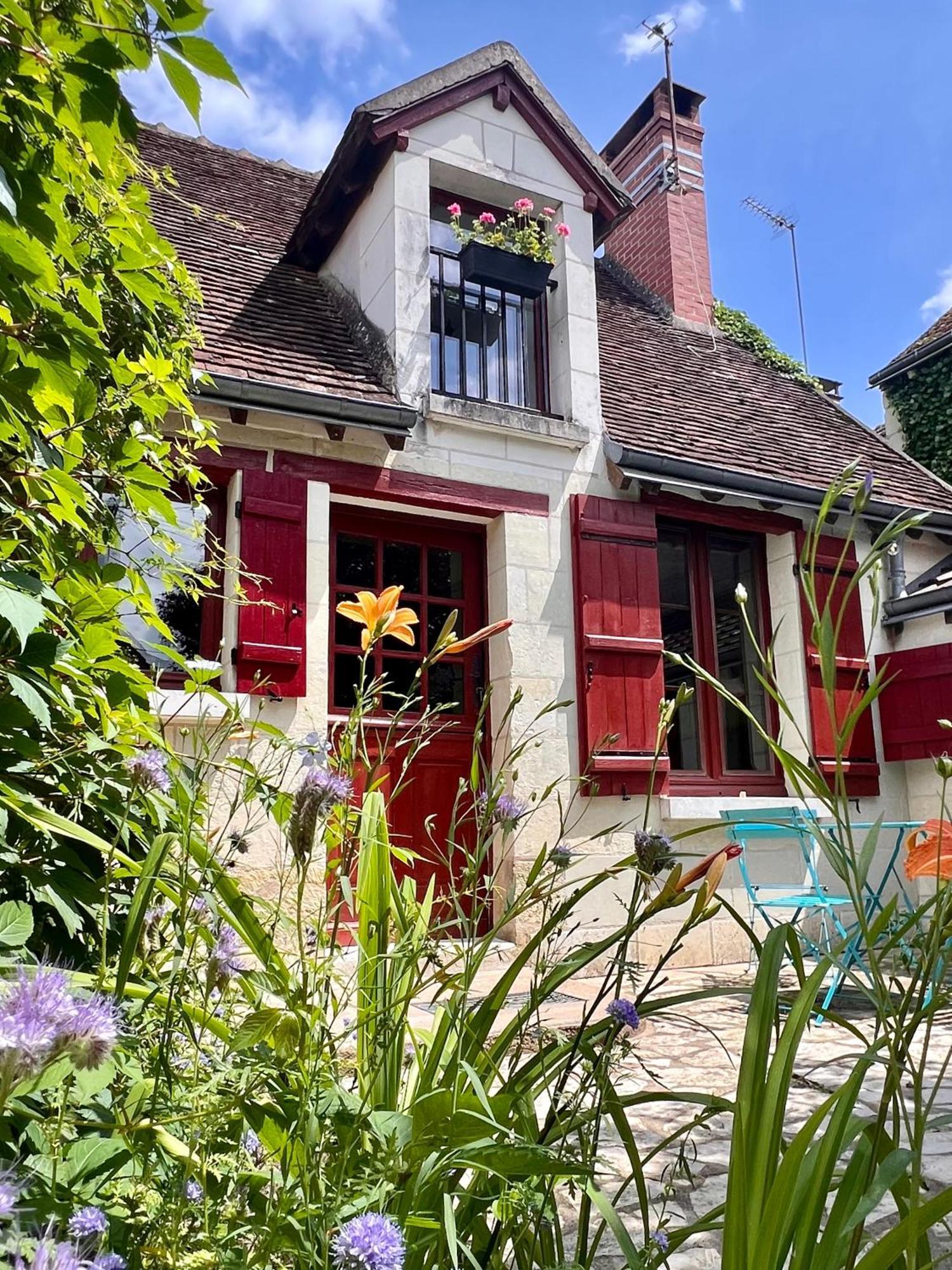 Le Cottage Des Chalands Saint-Georges-sur-Cher Esterno foto